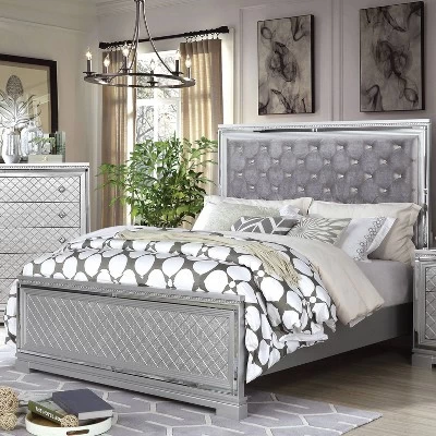 6pc Tenaya Bedroom Set Silver/Gray - HOMES: Inside + Out 2 6pc Tenaya Bedroom Set Silver/Gray - HOMES: Inside + Out - Image 2