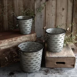 Set Of 3 Galvanized Metal & Wood Baskets - Foreside Home & Garden -Cozy Living Deals Store GUEST f5066b8c 67ba 45ac b1f4 0d9e5c515034